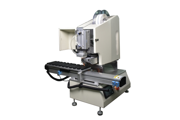 【貼標機】如何解決不干膠貼標機翹標狀況(圖1)